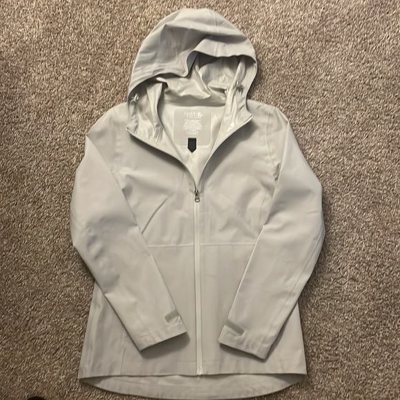 2 jackets 1 cardigan 1 sweater 1 top 1 jean jacket.all for the price of one - Picture 4 of 11